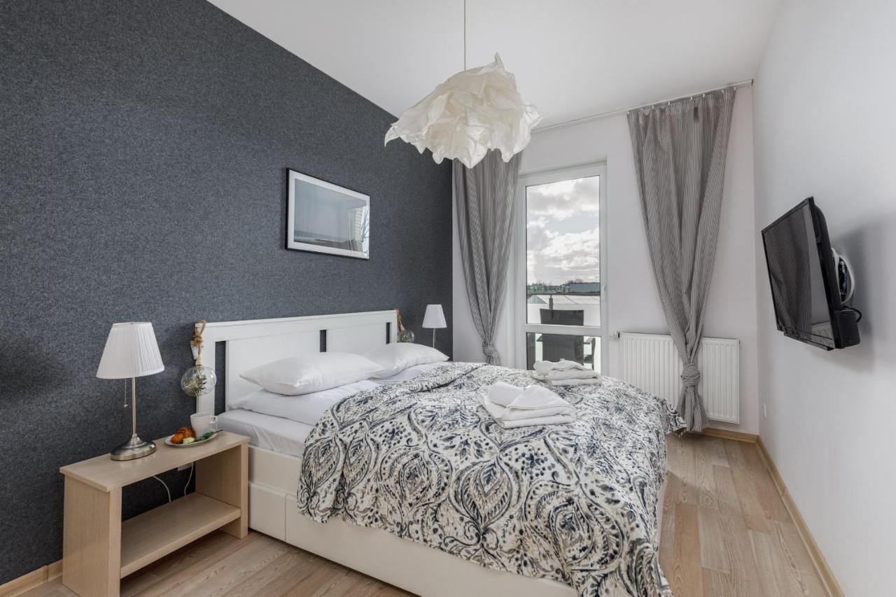 Apartment At The Port - Navigator - Portowa By Renters *